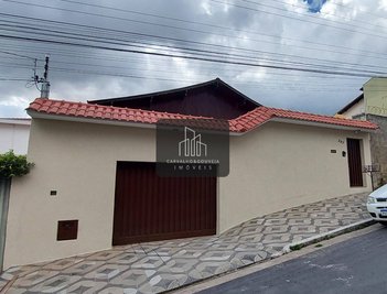 house em Rua Francisco Cantos Davo, Jardim Formosa - Poços de Caldas - MG