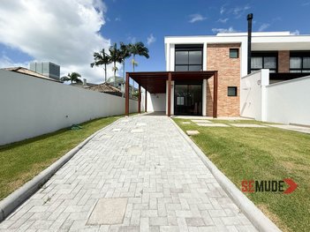 house em Manoel Pedro da Silveira, Barra da Lagoa - Florianópolis - SC