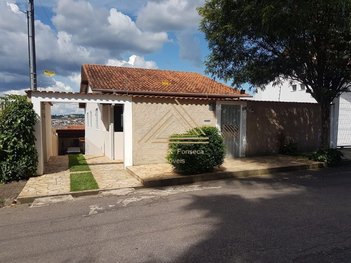 house em Rua Oswaldo Henrique Valadão, Jardim Sion - Varginha - MG