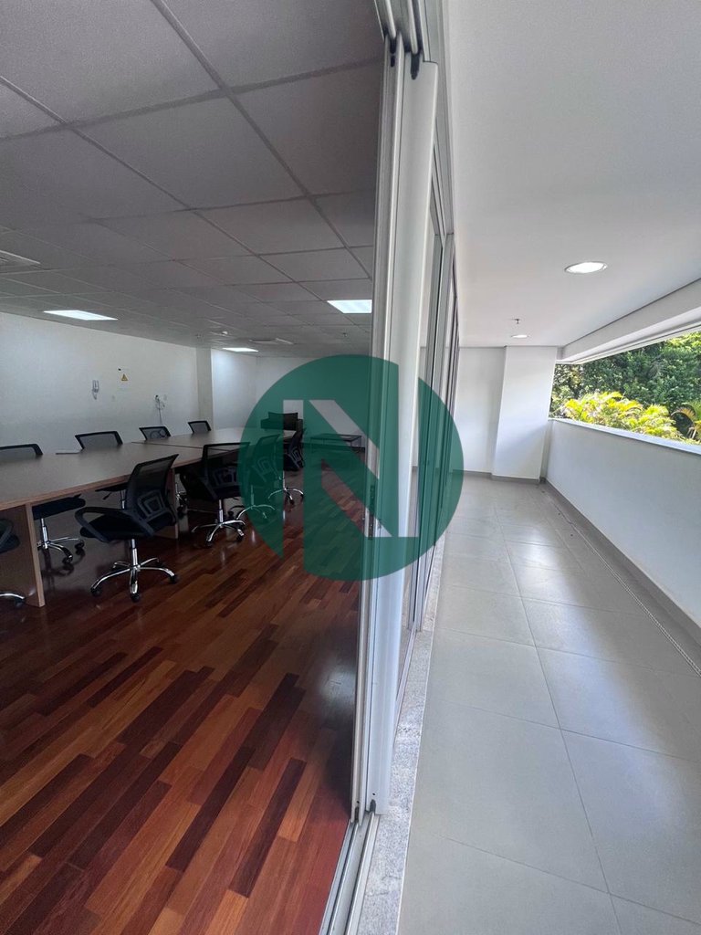 05_sala_de_reuniao_compartilhada_com_varanda.jpeg