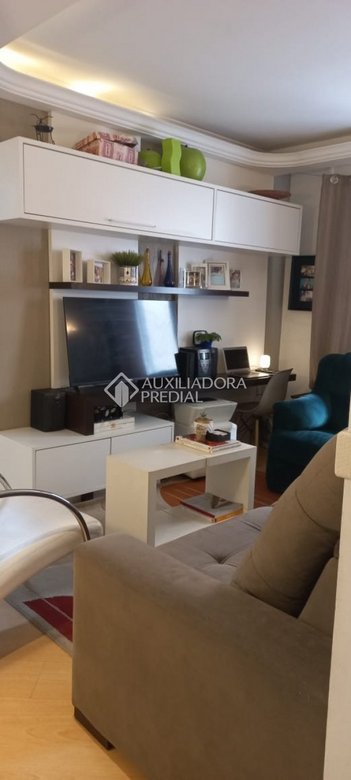 apartment em Rua Ari Marinho, Higienópolis - Porto Alegre - RS