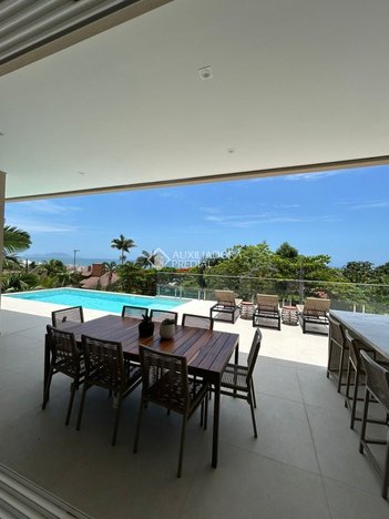 house em Rua Ênnio Demaria Cavallazzi, Praia Brava - Florianópolis - SC
