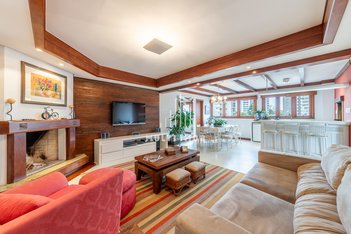 apartment em Rua Quintino Bocaiúva, Rio Branco - Porto Alegre - RS