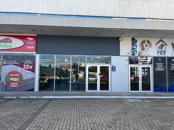 business em Avenida Ipiranga, Menino Deus - Porto Alegre - RS