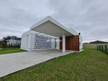 house em Rua Rio Divisa, Centro - Xangri-Lá - RS