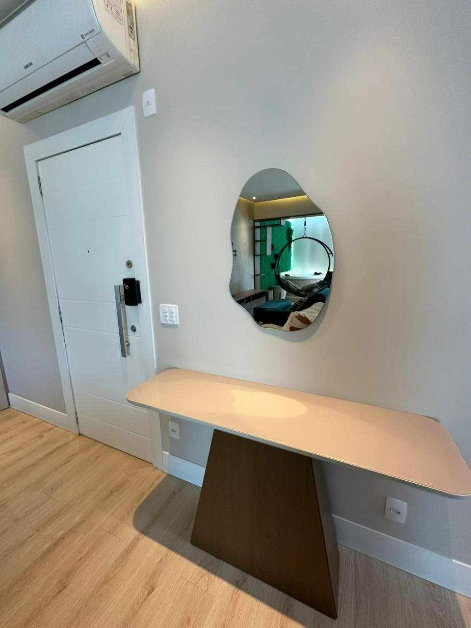 WhatsAppImage2025-11-23at17.04