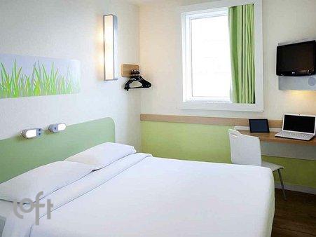 AV NOSSA SENHORA DA PENHA - facade01.jpg