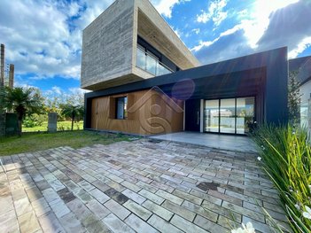 house em Rua da Várzea, Centro - Xangri-Lá - RS