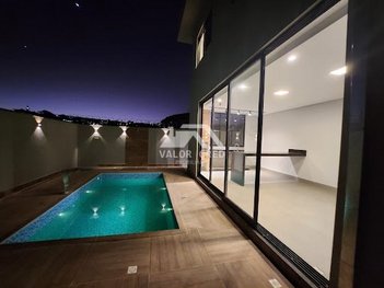 house em Rua Álvaro Ribeiro, Campos Elíseos - Varginha - MG