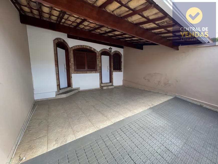 Casa com 3 quartos — São João Batista (Venda Nova), Belo Horizonte
