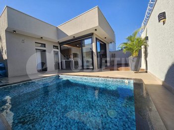 house em Avenida Vereador Carlito Cordeiro, Jardim Botânico - Uberlândia - MG