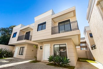 house em Rua David Geronasso, Boa Vista - Curitiba - PR