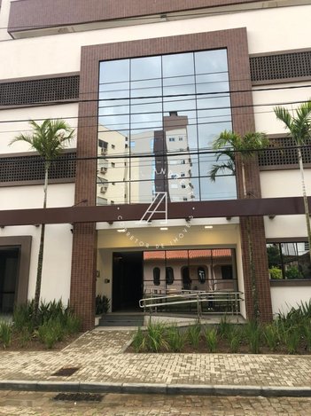 apartment em Avenida Pedro Zapelini, Recife - Tubarão - SC