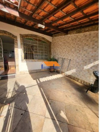 house em Rua Comendador Teixeira da Costa, Santa Amélia - Belo Horizonte - MG