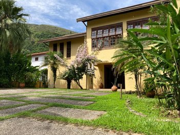 house em Rua Hiram Mendes, Loteamento Recanto Sandra - Caraguatatuba - SP