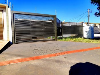 house em Avenida Joaquim Teixeira Alves, Centro - Dourados - MS