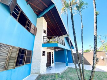 house em Rua Doutor José Mugiatti Sobrinho, Centro - Guaratuba - PR