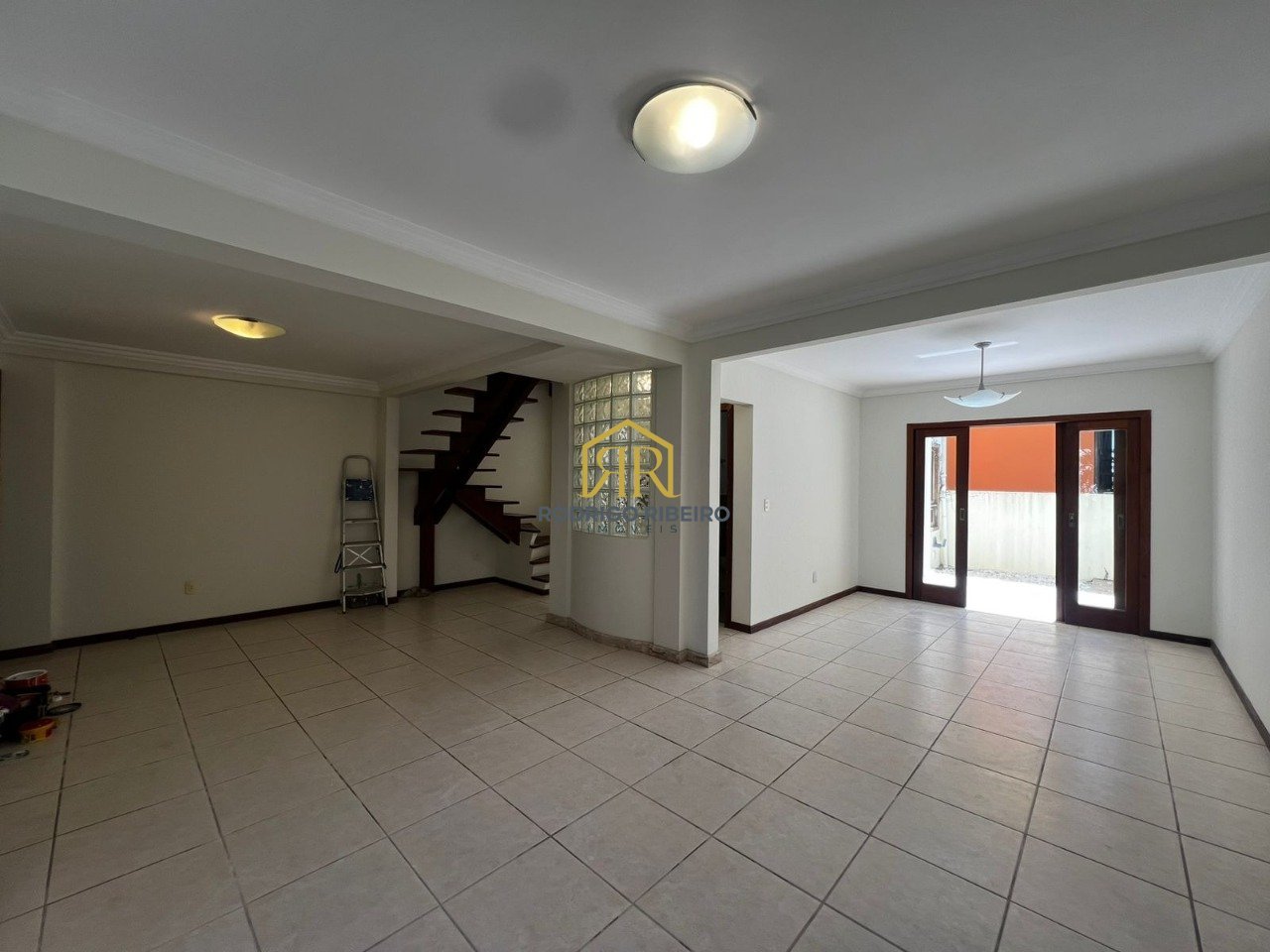 WhatsApp Image 2025-09-23 at 15.31