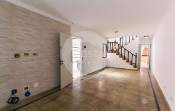 house em Rua Madrid, Parque Sevilha - São Paulo - SP