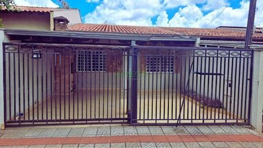 house em Rua Sebastião de Sá Cavalcanti, Residencial José B Almeida - Londrina - PR