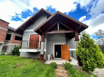 house em Rua Goiabeira, Carniel - Gramado - RS