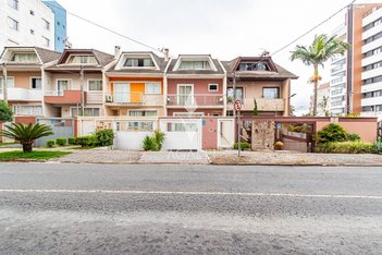 house em Rua Professor Luiz César, Água Verde - Curitiba - PR