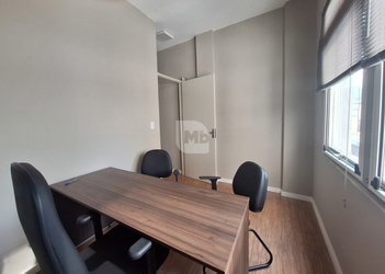 office em Rua Cândido de Leão, Centro - Curitiba - PR