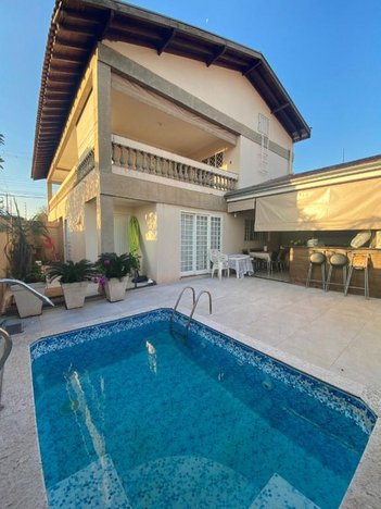 house em Rua Itanhaém, Jardim Caparroz - São José do Rio Preto - SP