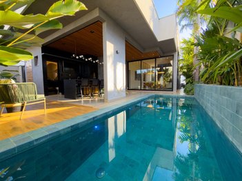 house em Avenida Vereador Carlito Cordeiro, Jardim Botânico - Uberlândia - MG