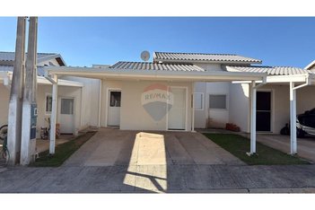 house em Avenida Três de Março, Aparecidinha - Sorocaba - SP