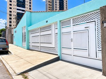 commercial_building em Rua P 9, Setor dos Funcionários - Goiânia - GO