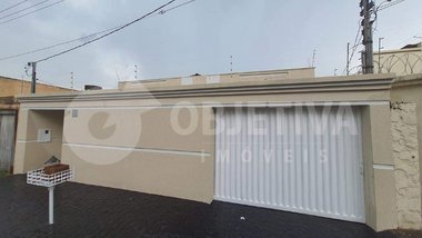 house em Avenida Araguari, Martins - Uberlândia - MG