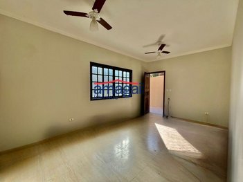 house em Rua Mário Quintana, Loteamento Villa Branca - Jacareí - SP