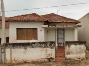 house em Rua José do Patrocínio, Centro - Lençóis Paulista - SP