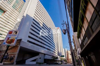 apartment em Rua Brigadeiro Franco, Centro - Curitiba - PR