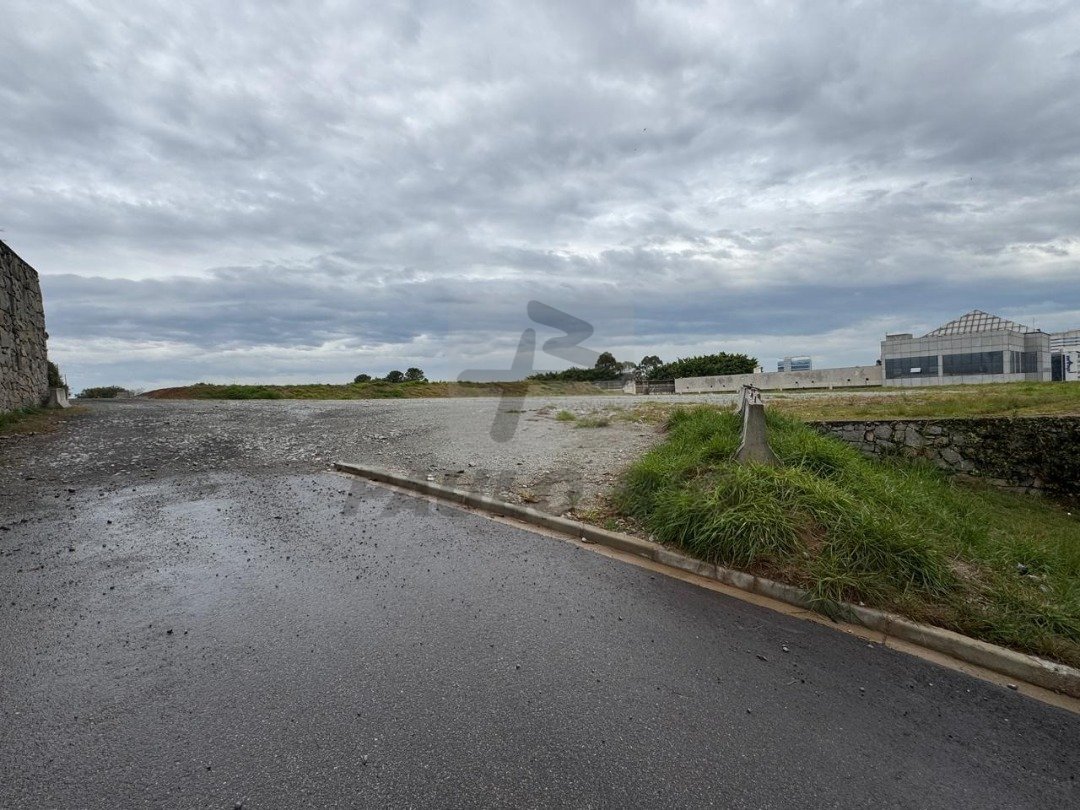 WhatsApp Image 2025-06-03 at 12.00