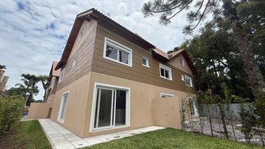 house em Avenida José Luiz Corrêa Pinto, Laje de Pedra - Canela - RS