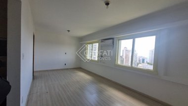 apartment em Rua Duque de Caxias, Centro Histórico - Porto Alegre - RS