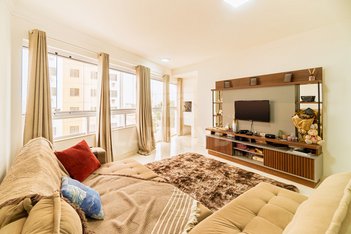 apartment em Avenida Pedro Zapelini, Recife - Tubarão - SC
