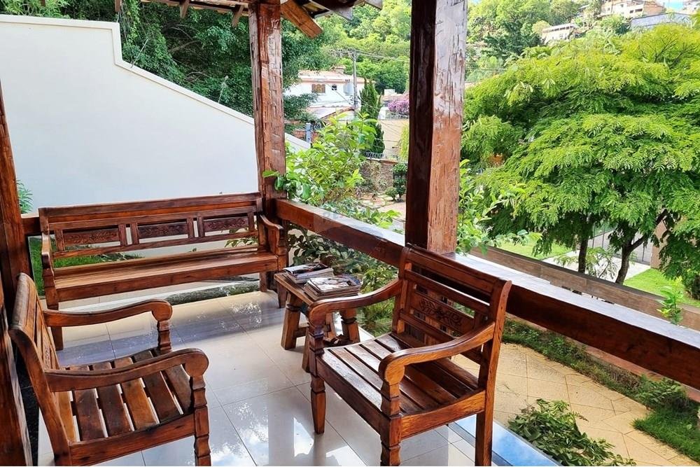 Casa com 5 quartos — São Bento, Belo Horizonte