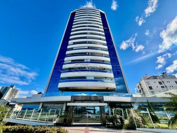 apartment em Avenida Cláudio Alvim Barbosa, Estreito - Florianópolis - SC