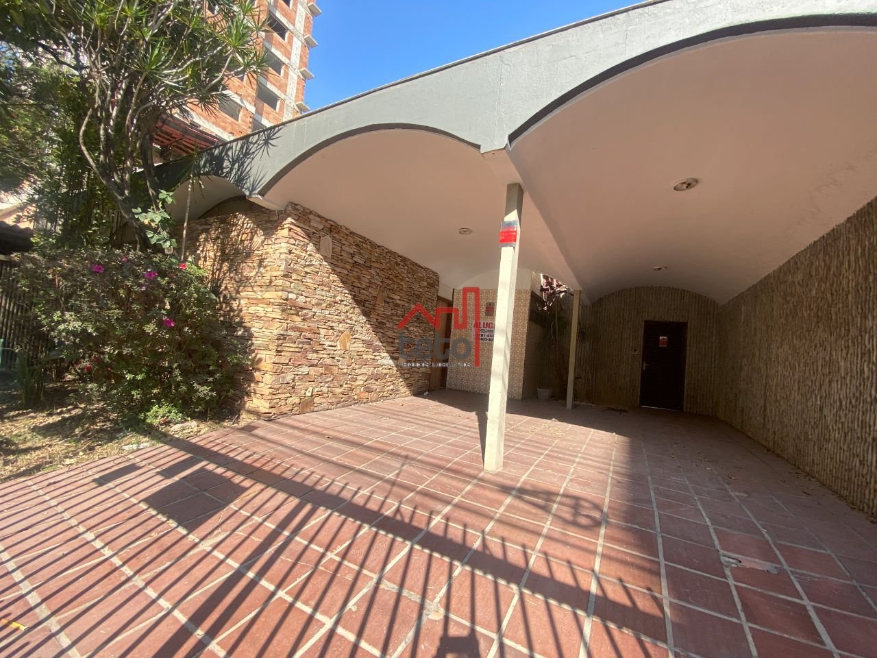 Casa com 6 quartos — Sion, Belo Horizonte