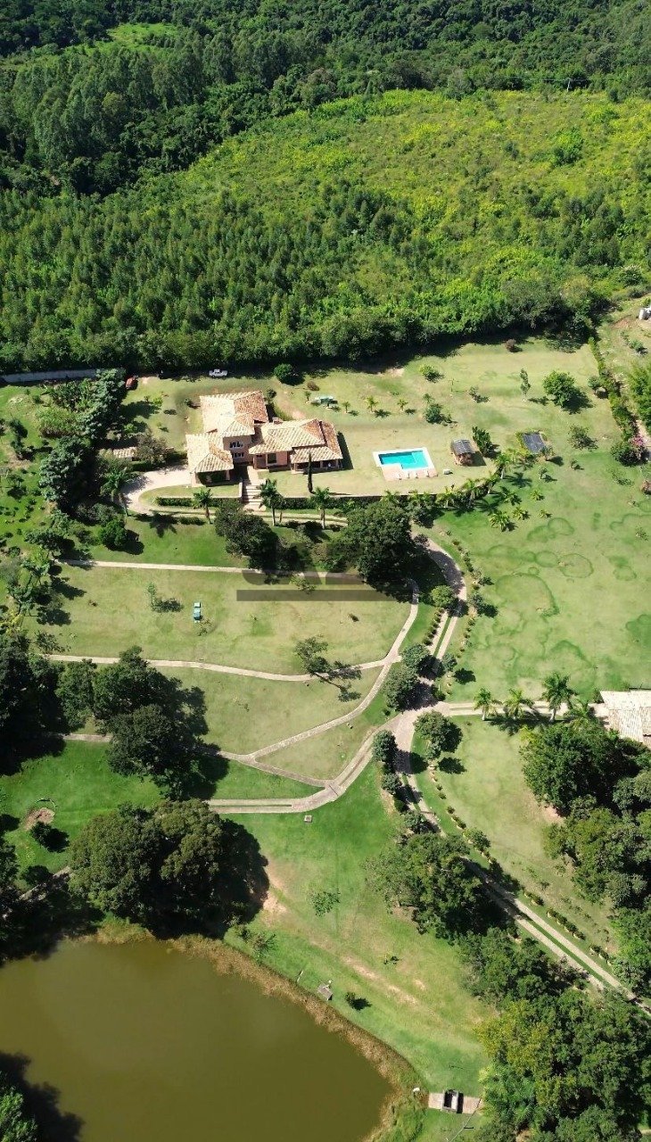 WhatsApp Image 2025-11-24 at 16.05