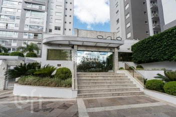 apartment em Rua Doutor João Satt, Jardim Europa - Porto Alegre - RS