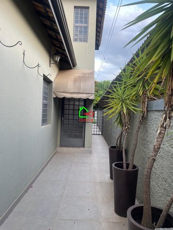 commercial_building em Rua Manoel Matheus, Centro - Vinhedo - SP