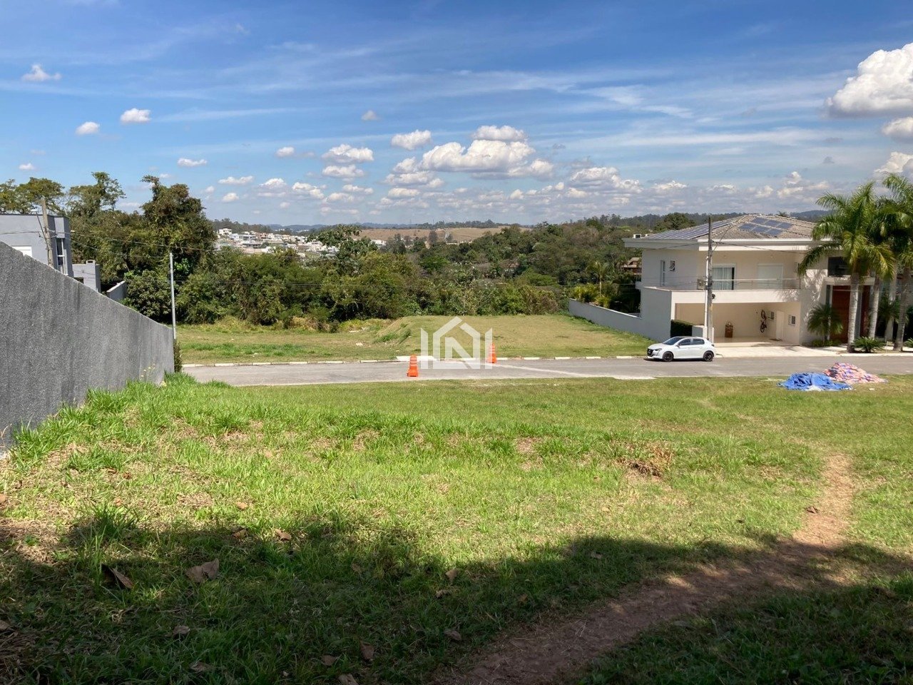 terreno a venda no condominio beverly hills