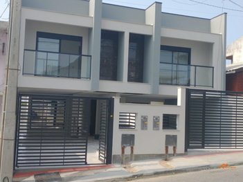 house em Rua Virgilino Ferreira de Souza, Barreiros - São José - SC