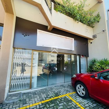 business em Quinze de Novembro, Centro - São José dos Pinhais - PR
