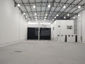 industrial em Avenida Winston Churchill, Rudge Ramos - São Bernardo do Campo - SP