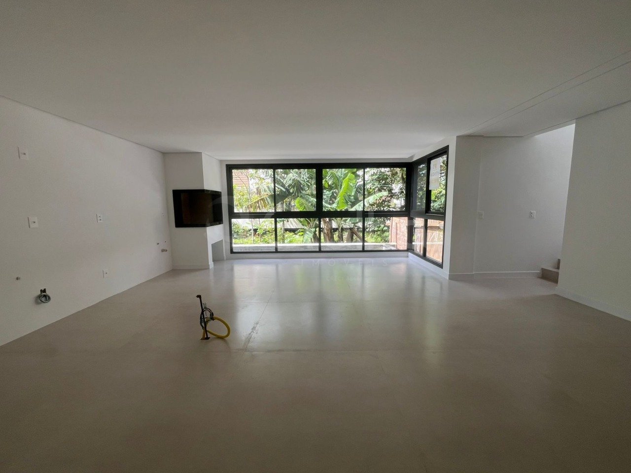 2 - Sala de estar e cozinha